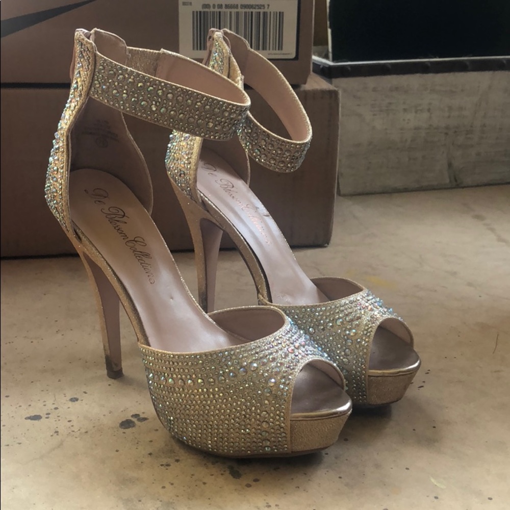 De Blossom Collection blush & rhinestone heels